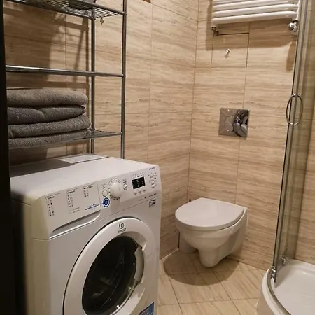 Pokoje Uniwersytecka Apartment *